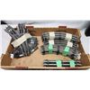 Image 5 : Lionel train tracks - curved, straight, switches and power track