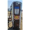 Image 3 : Bennett Electric Gas Pump - Model 846-B very good condition for age.