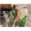 Image 7 : Large lot of vintage and antique bottles (2 boxes)