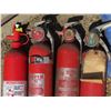 Image 2 : Box of assorted metal scrapes & motor parts + 4 fire extinguishers