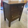 Image 5 : Maple washstand/Nite table - 22"w x 16"D x 27"H