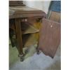 Image 8 : vintage vanity with mirror and stool - 47.5"x17"x26.5"H, plus mirror is 45"H