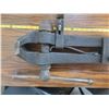 Image 2 : blacksmith leg vise