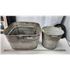 Image 1 : Galvanized steel wash tub - 21.5"x19" and pail - 11"H