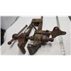 Image 5 : Cast iron leg vise - 41" long - heavy
