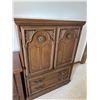 Image 1 : Armoire - Made in Canada