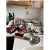 Image 1 : Kitchen Starter Lot