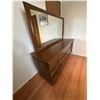 Image 1 : 9 drawer dresser with mirror