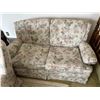 Image 3 : Living Room Set