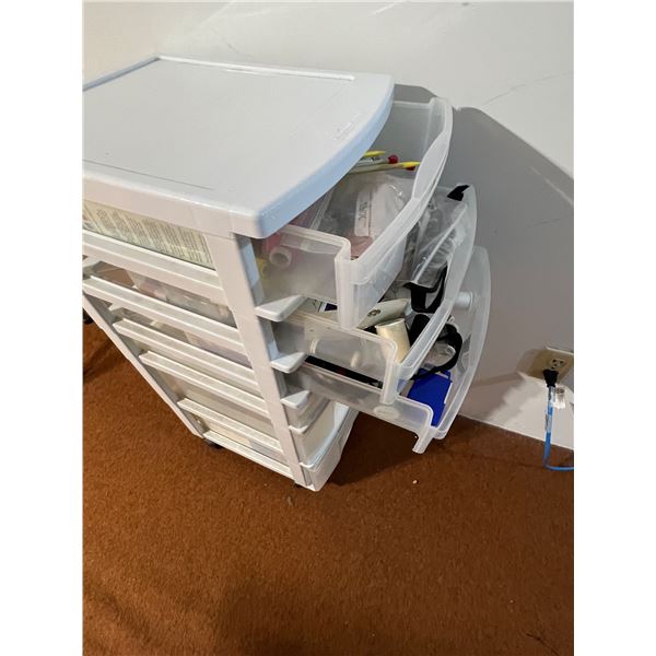 4 drawer storage with content