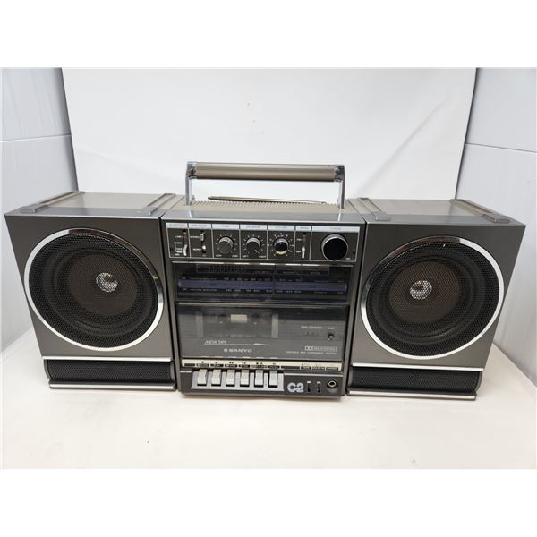 Vintage Sanyo Radio and Tape Deck