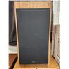 Image 2 : Vintage KLH Speakers in Box