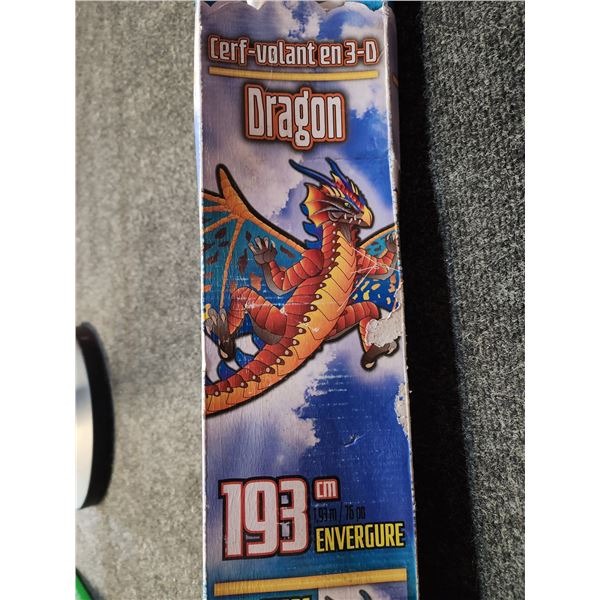 New Dragon 3-D Kite