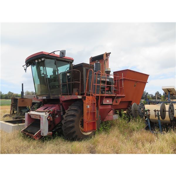 Byron 9600 Harvester, Does Not Run, Parts May Be Missing