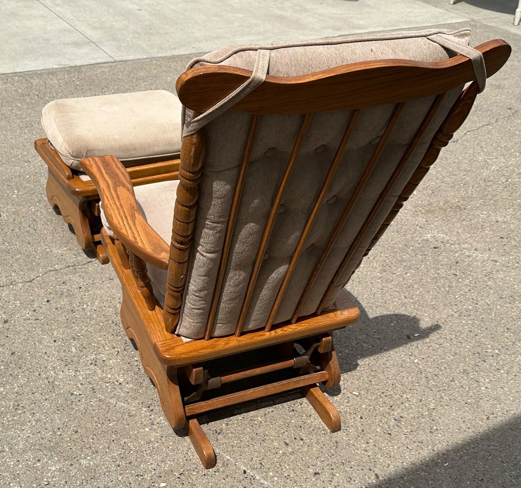 PLATFORM ROCKER AND OTTOMAN