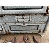 Image 10 : ANTIQUE WOOD STOVE - IN GREAT CONDITION