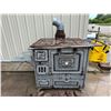 Image 22 : ANTIQUE WOOD STOVE - IN GREAT CONDITION