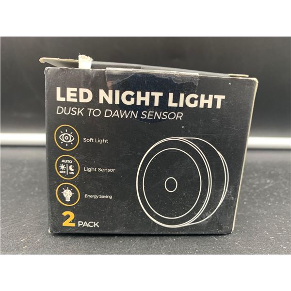 LED Night Light Dusk to Dawn Sensor