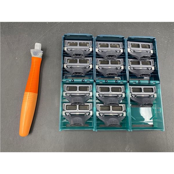 Harry's Shaver and Replacement Blades