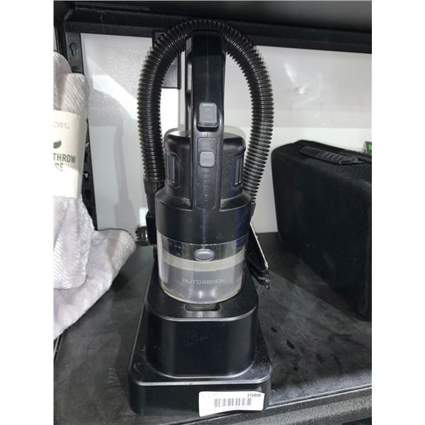 AutoReady Cordless Portable Vacuum
