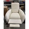 Image 3 : Natuzzi Modern Top Grain Leather Pushback Recliner