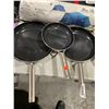 Image 4 : Lot of 3 Blue Diamond no Stick Frying Pans