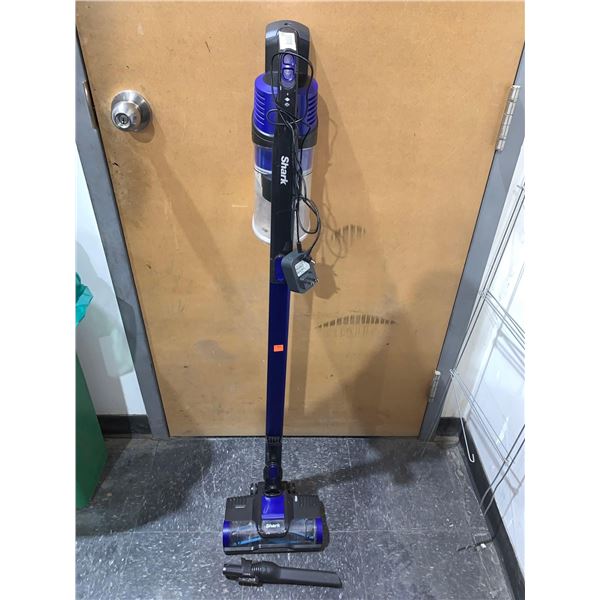 Shark Pet Pro Cordless Stick Vacuum