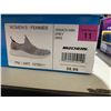 Image 2 : Skechers  Womens Size 11 Grey Slip On Sneakers