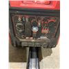 Image 4 : King Canada 400W Gasoline Digital Inverter Generator -4000 peak W - 3500 running W - 224 cc 7.5 HP, 