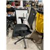 Image 2 : Mesh Adjustable Office Chair