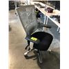 Image 2 : GREY/BLACK MESH BACK MULTI LEVER TASK CHAIR