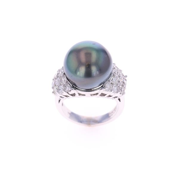 Scarce Black Tahitian Pearl Diamond 18K Ring