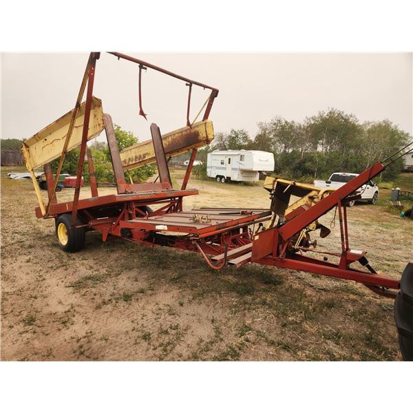 New Holland Bale Wagon Stackliner 1000