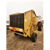 Image 2 : Vermeer Model 605 F Round Baler