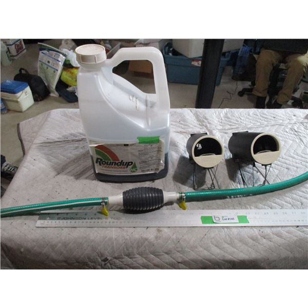 Lot of Mole Traps, 1/4 Jug of Round-Up, Syphoning Hose