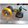 Image 1 : (2) Flashlights/Spotlights