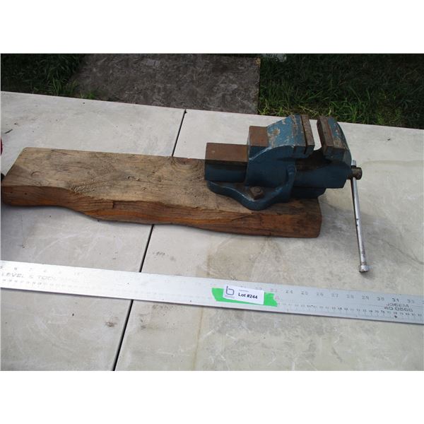No. 2 Vise