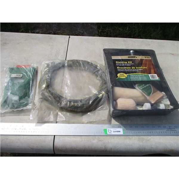 (7) Piece Staining Kit with Garden Gloves, Hose Kit