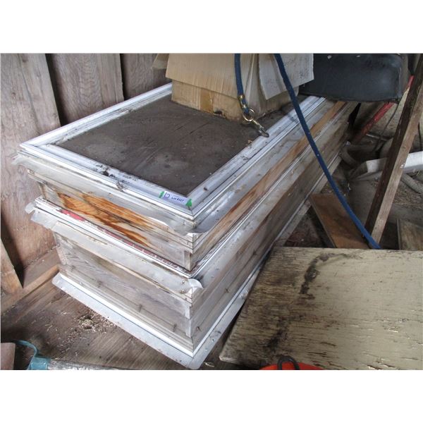 Used Windows (6 x 2')