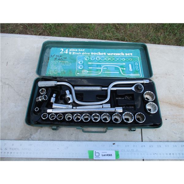 (24) Piece 1/2" Drive Socket Set