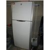 Image 1 : General Electric Fridge with Top Freezer