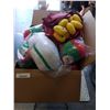 Image 1 : BOX OF CHRISTMAS SQUISHMALLOWS