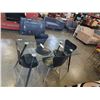 Image 1 : GLASSTOP DINING TABLE 4 BLACK STACKING CHAIRS