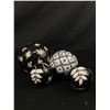 Image 1 : 4 Porcelain Black & White Décor Balls