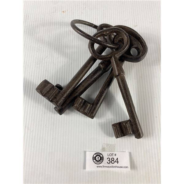 Cast Iron Large Keys on a Ring Large Skeleton set of 4 Keys Great Display Nice Rustic Look