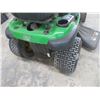 Image 6 : John Deer 22 HP Lawn Tractor 100 Series