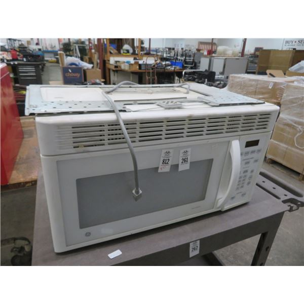 GE Under Cabinet M/W