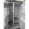 Image 3 : LG S/S Side By Side Ref/Freezer w/Ice Maker