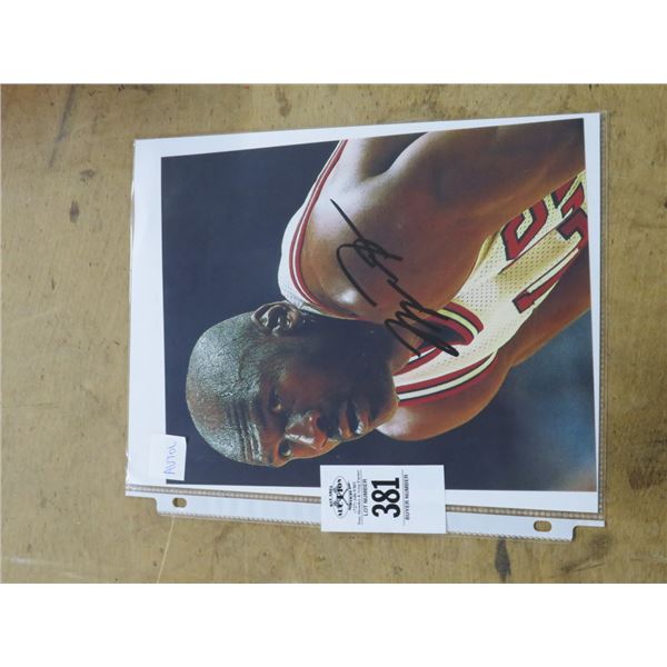 Autographed Basketball Photo Michael Jordan