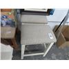 Image 1 : Padded Stools - 2